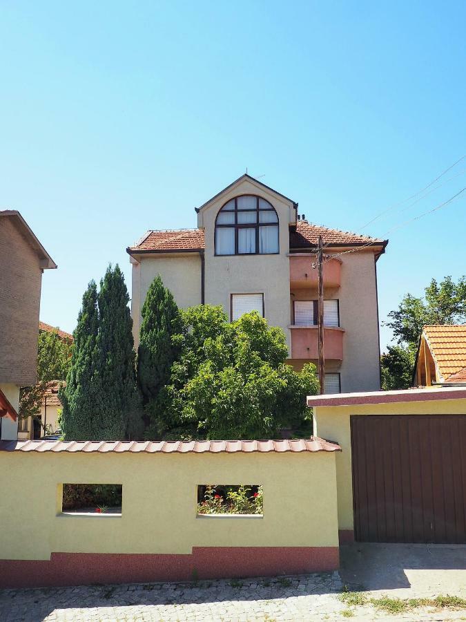 Guest House Stefanovic Vranje Esterno foto